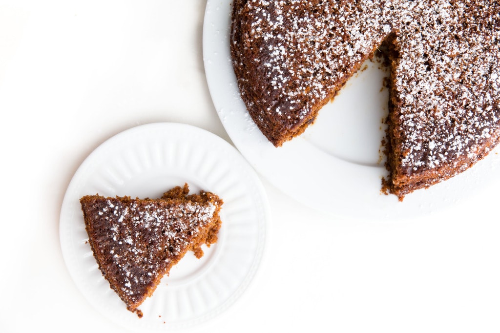 Fresh Ginger and Molasses Cake siced
