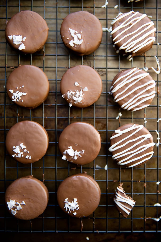 mint chocolate covered oreos on cooling rack