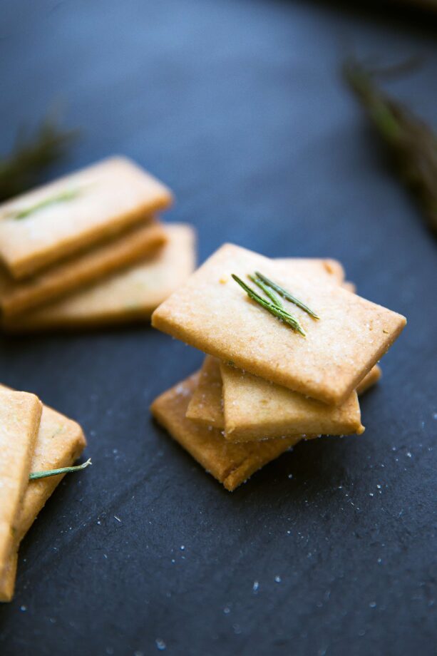 Rosemary-infused Shortbread Crackers with a touch of sweetness and a ton of flavor | Broma Bakery