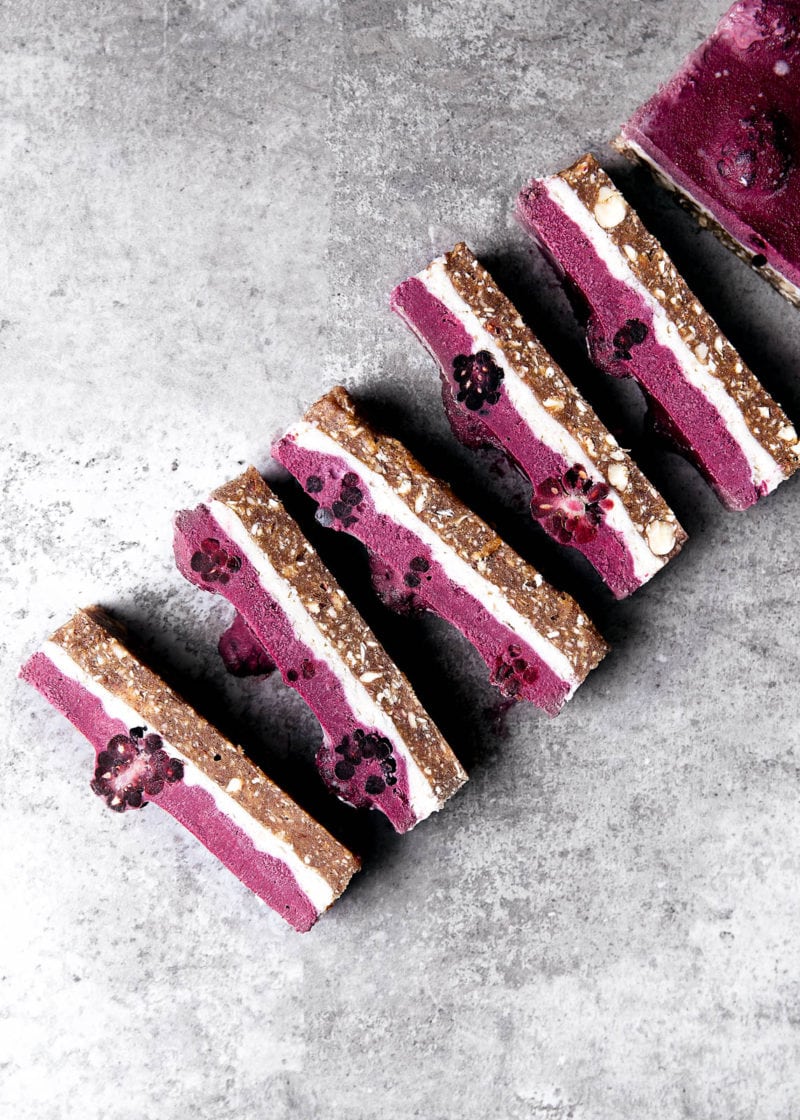Raw Blackberry Coconut Cashew Slice. Yes it's vegan and paelo and all that good stuff, but more importantly it's DELICIOUS.