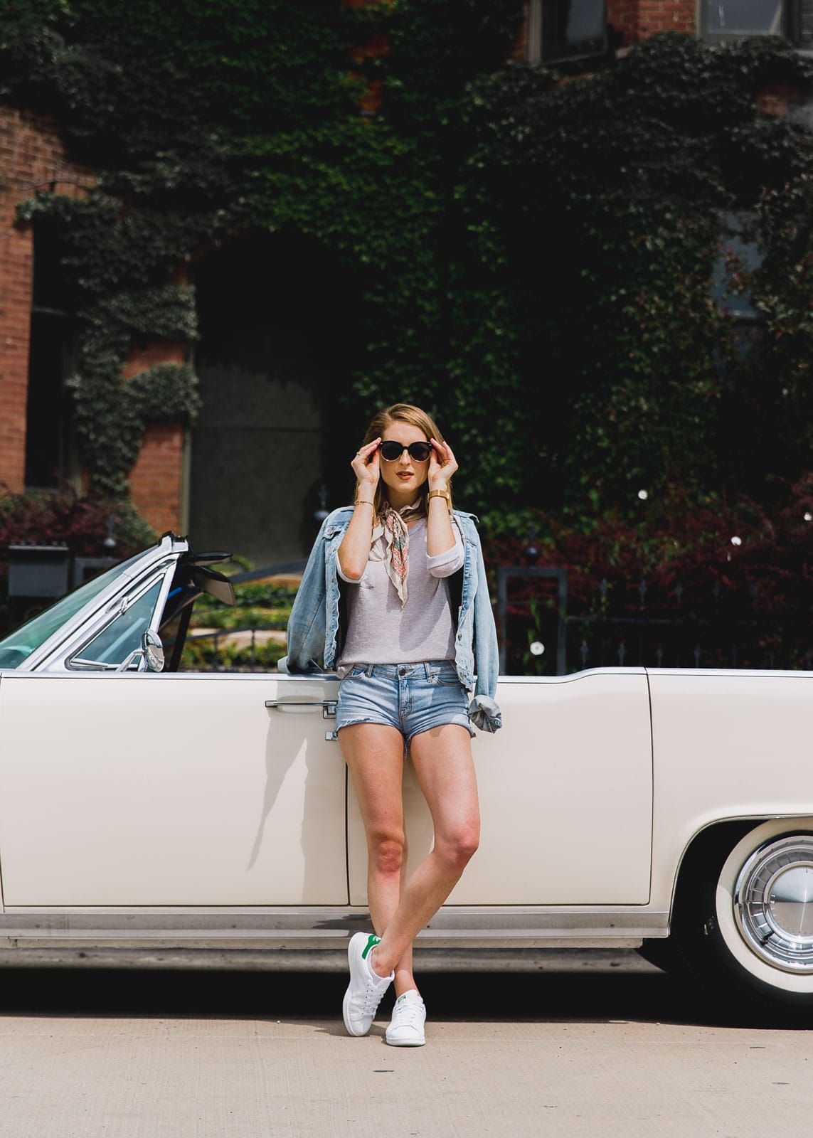 Healthy Road Trip Snacks to keep you full and satisfied all car trip long. 