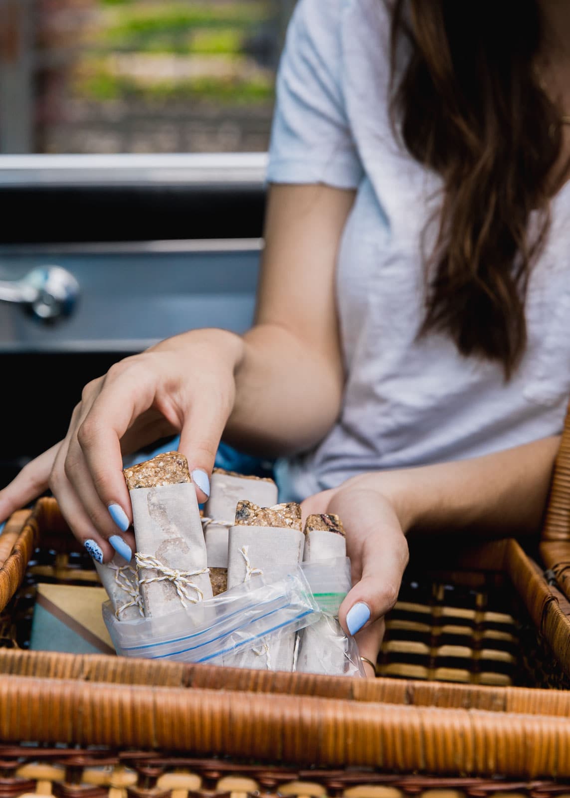 Healthy Road Trip Snacks to keep you full and satisfied all car trip long. 