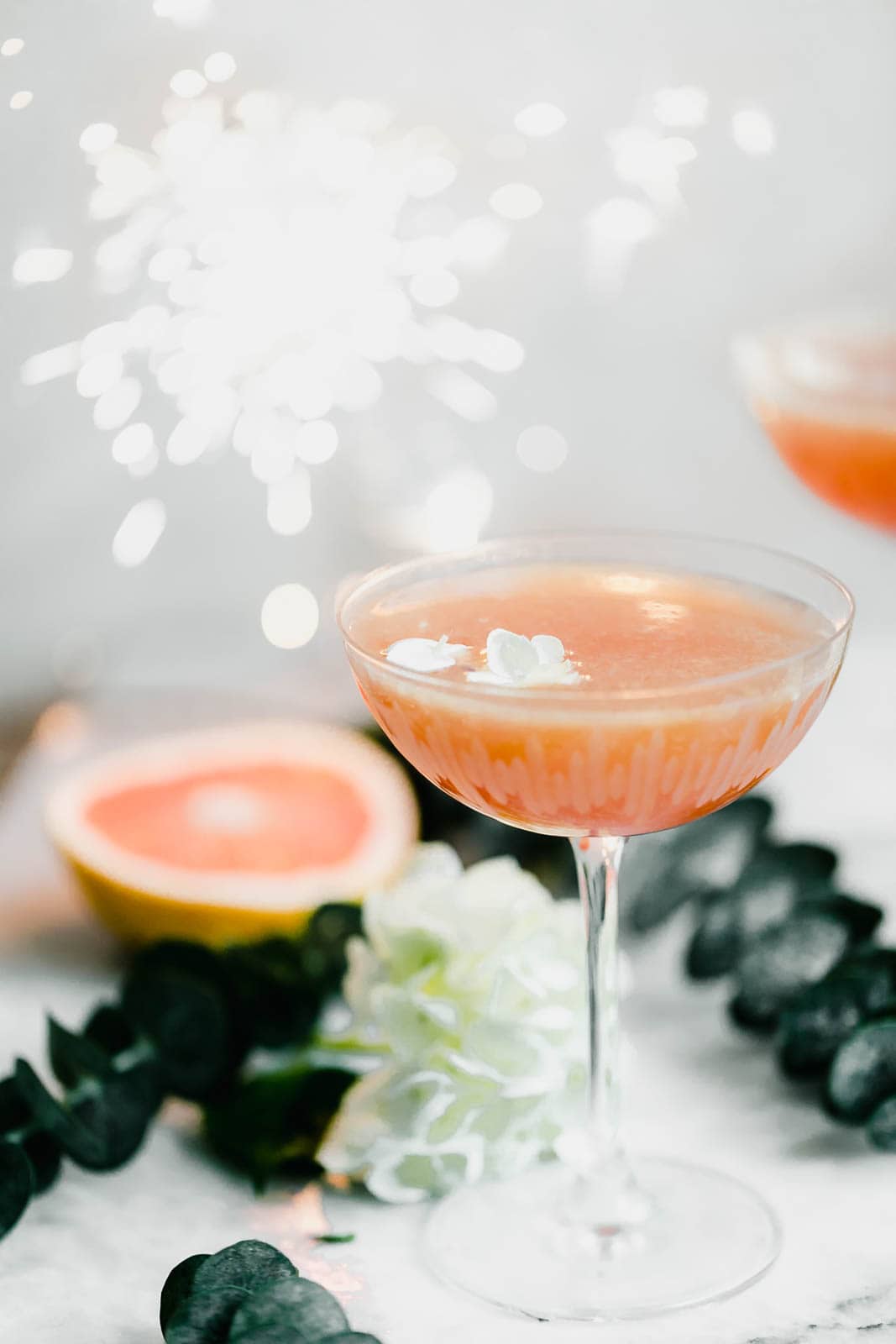 This 3-ingredient Paloma Fizz is made from sparkling grapefuit soda, lime, and silver tequila, and is best enjoyed with friends :)