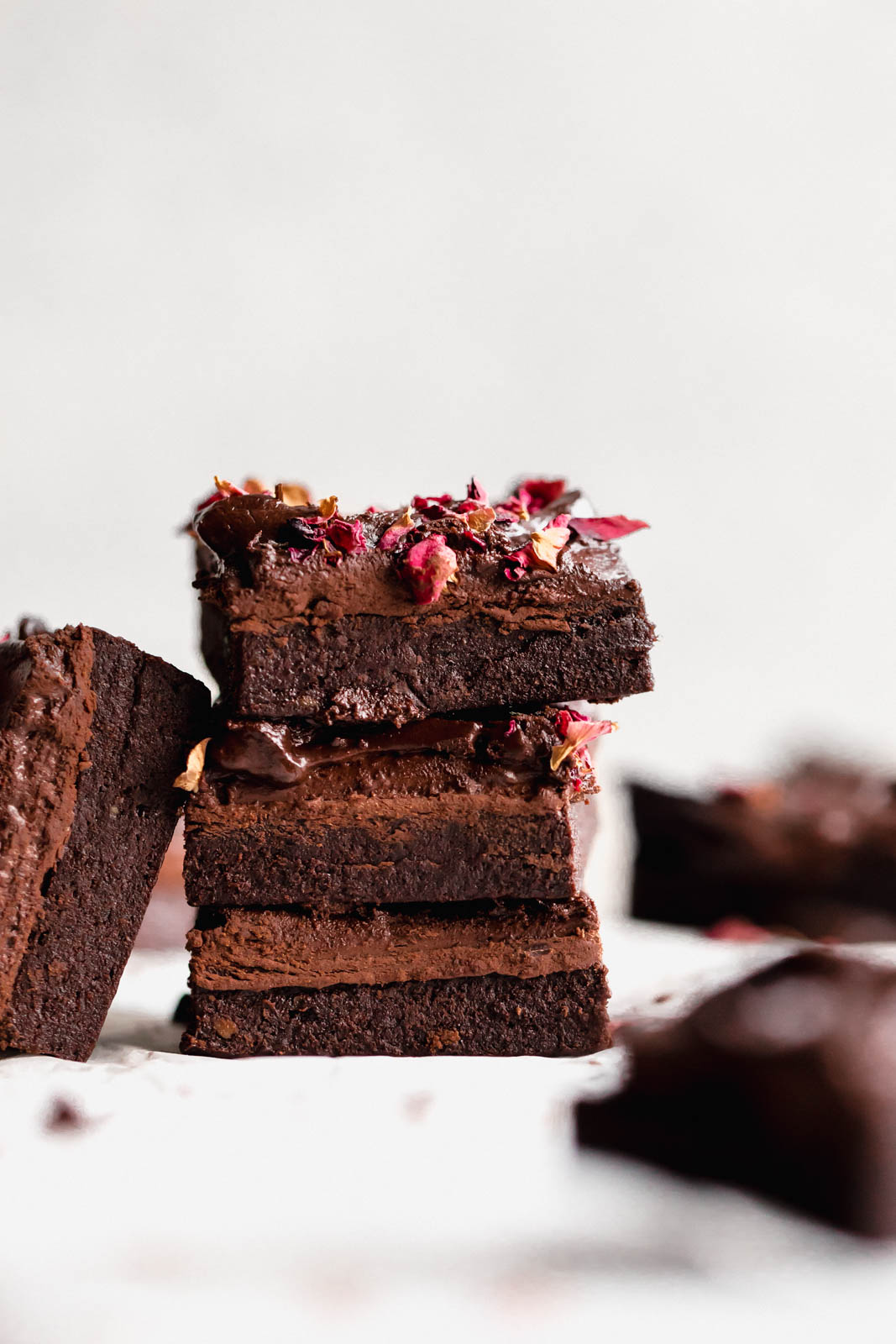 The most epic Raw Vegan Brownies that have this non-vegan questioning EVERYTHING. Bonus: they're gluten free and refined sugar free, too!