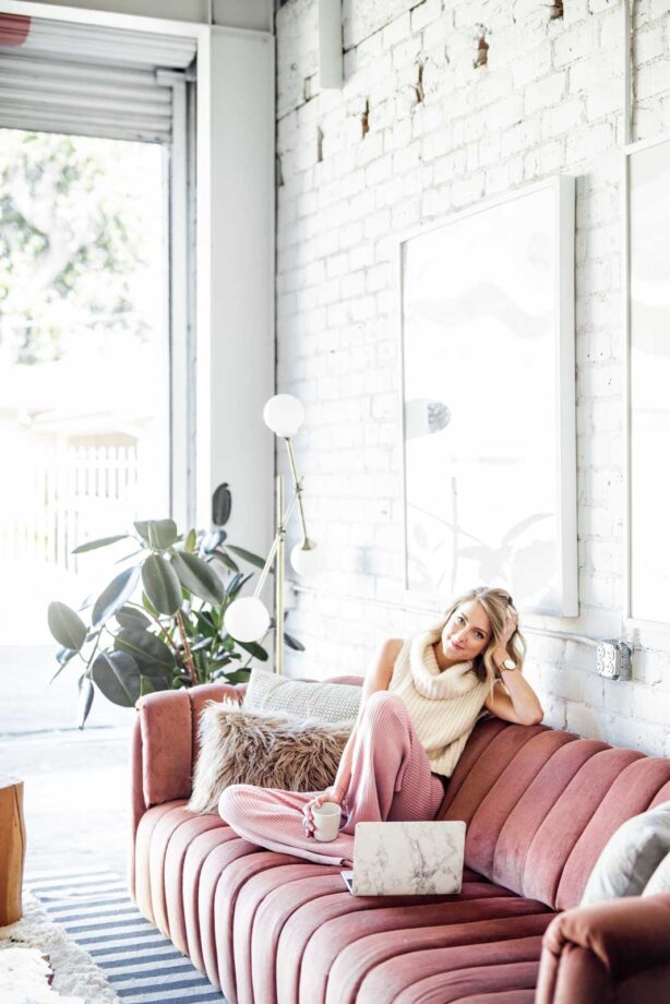 9 Ways to Stay Motivated When You Work From Home