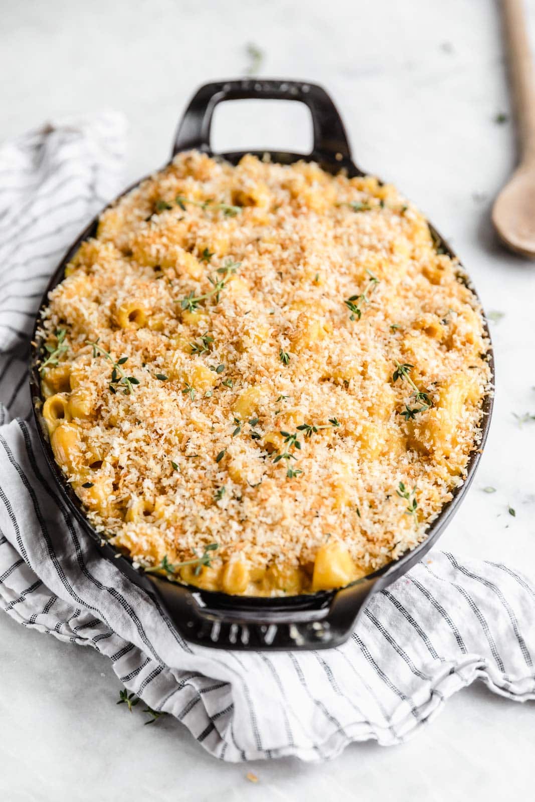 An epic Vegan Mac and Cheese that will have even the most discerning meat eaters will go crazy for! Made with a creamy cashew cheese sauce.