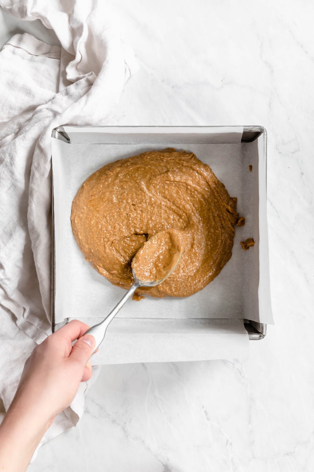 No bake healthy peanut butter chocolate bars made with just 4 ingredients! Vegan, gluten-free, and made with maple syrup, flax seed meal, & dark chocolate!