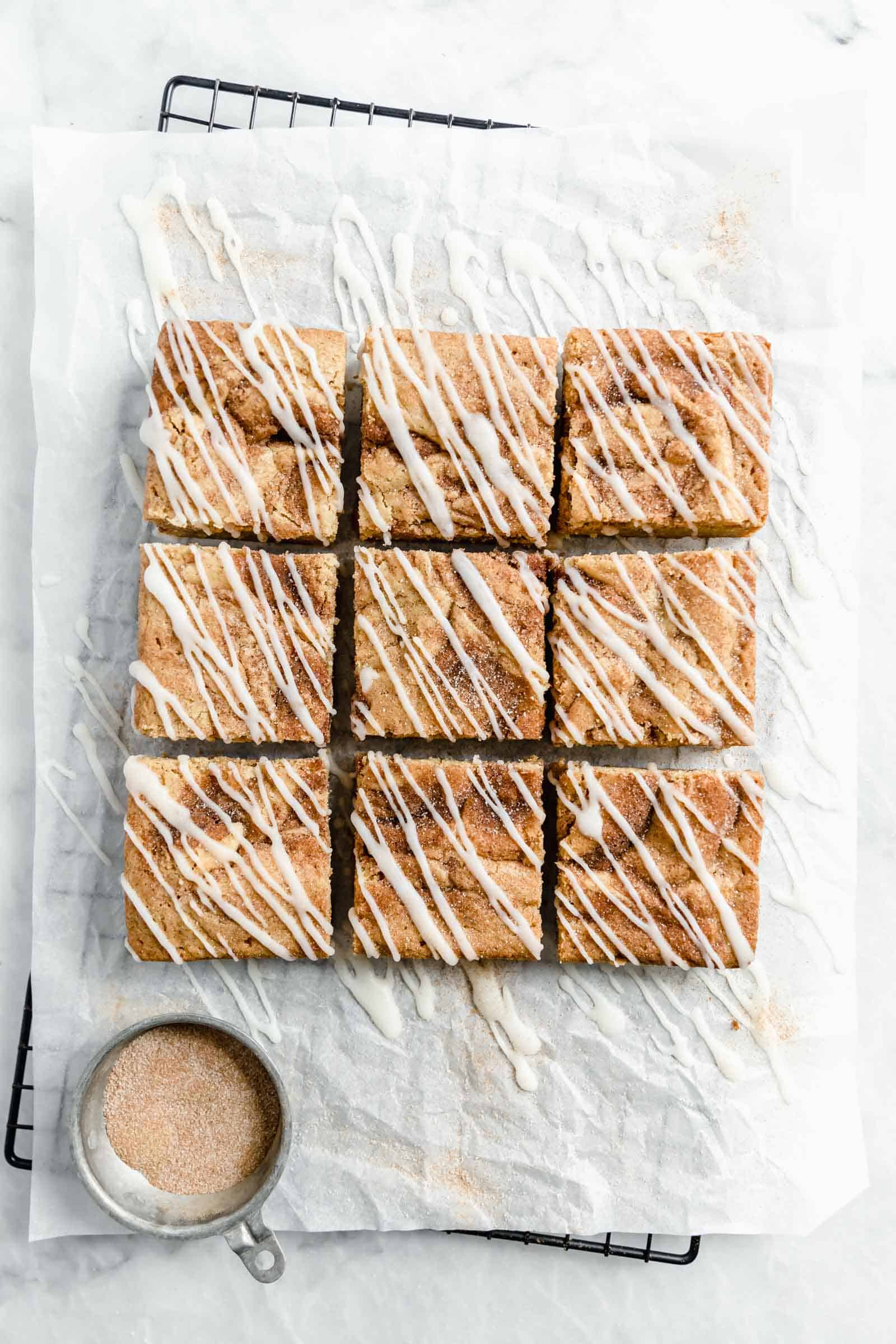 cinnamon roll blondies with a cinnamon sugar swirl