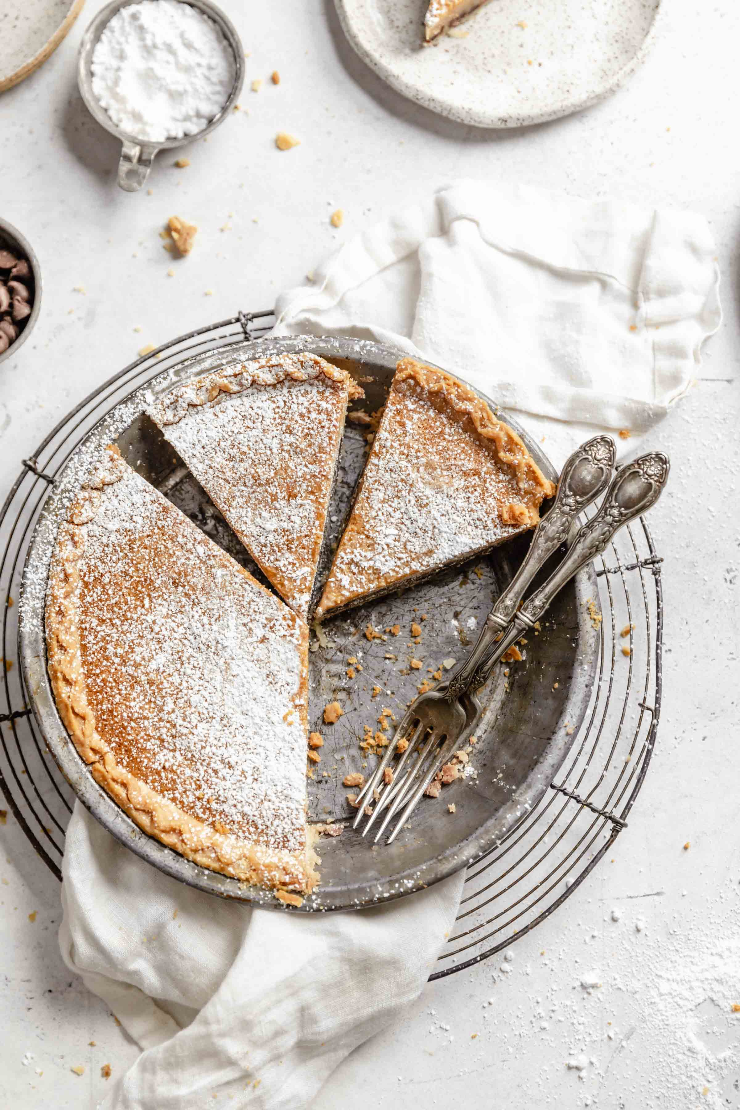 gooey chocolate chip cookie pie recipe