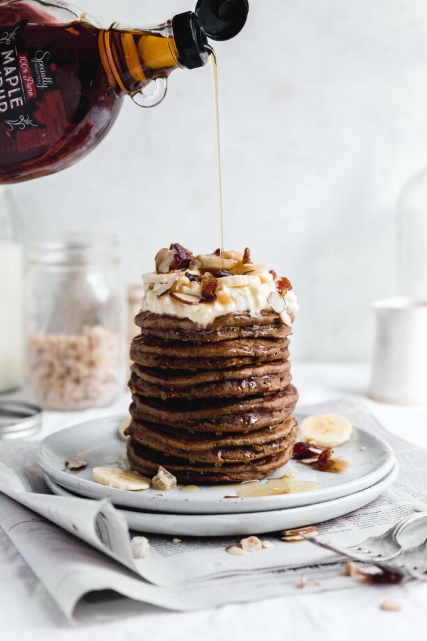 Start your Christmas morning off right with a fat stack of these fluffy gingerbread pancakes. Topped with a healthy pour of maple syrup, these pancakes are perfect for the holidays!