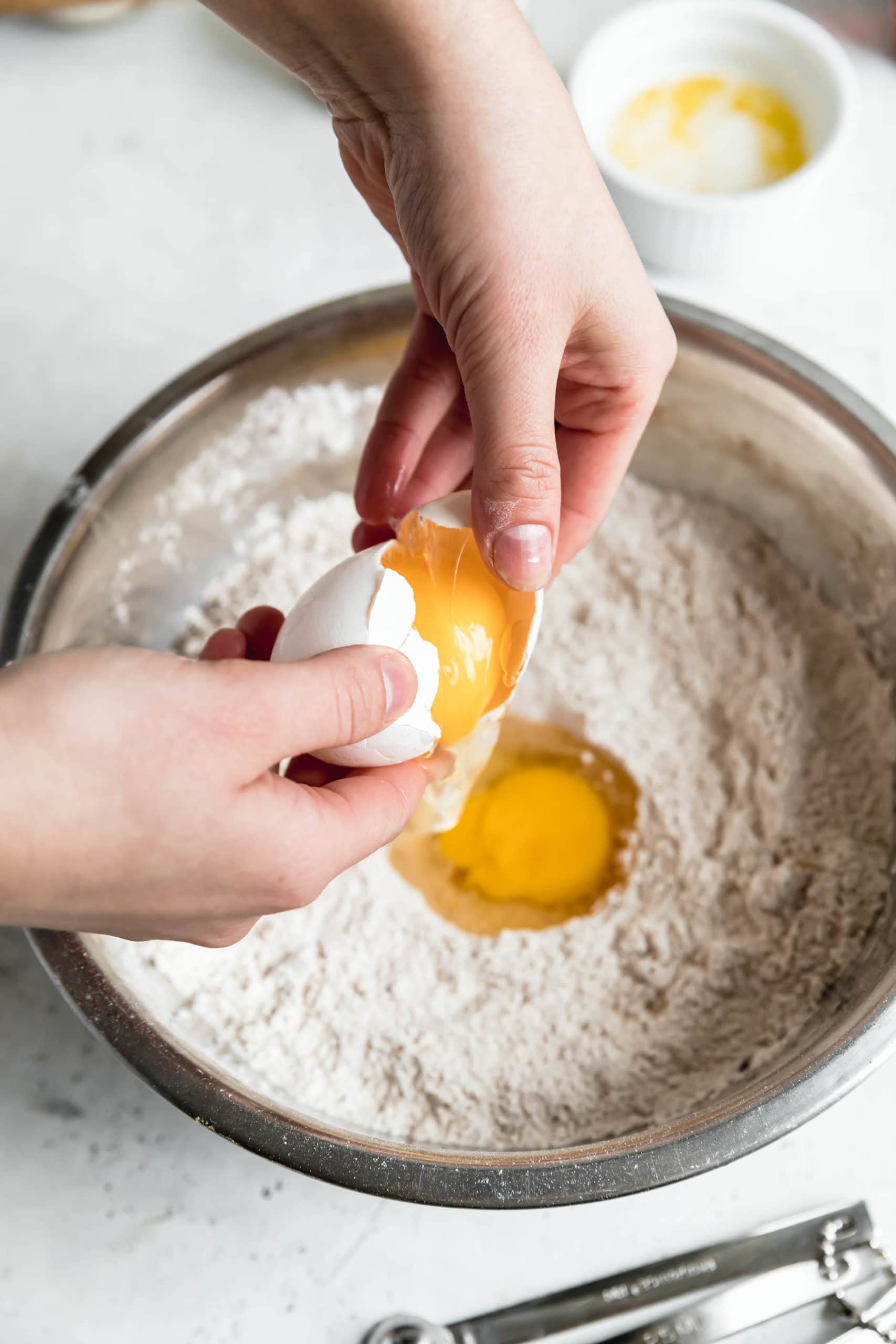 gingerbread pancakes process shot