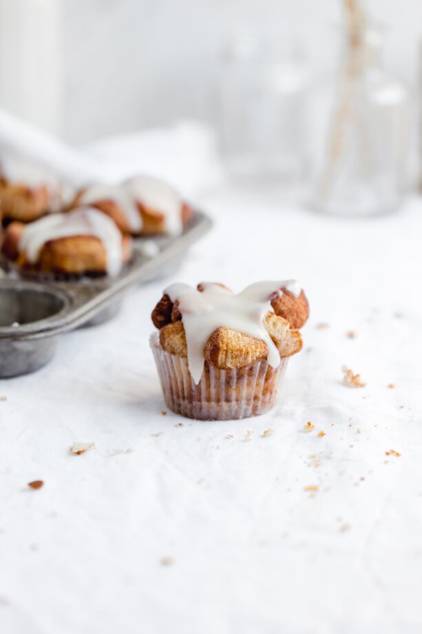 cinnamon sugar biscuit monkey bread muffin