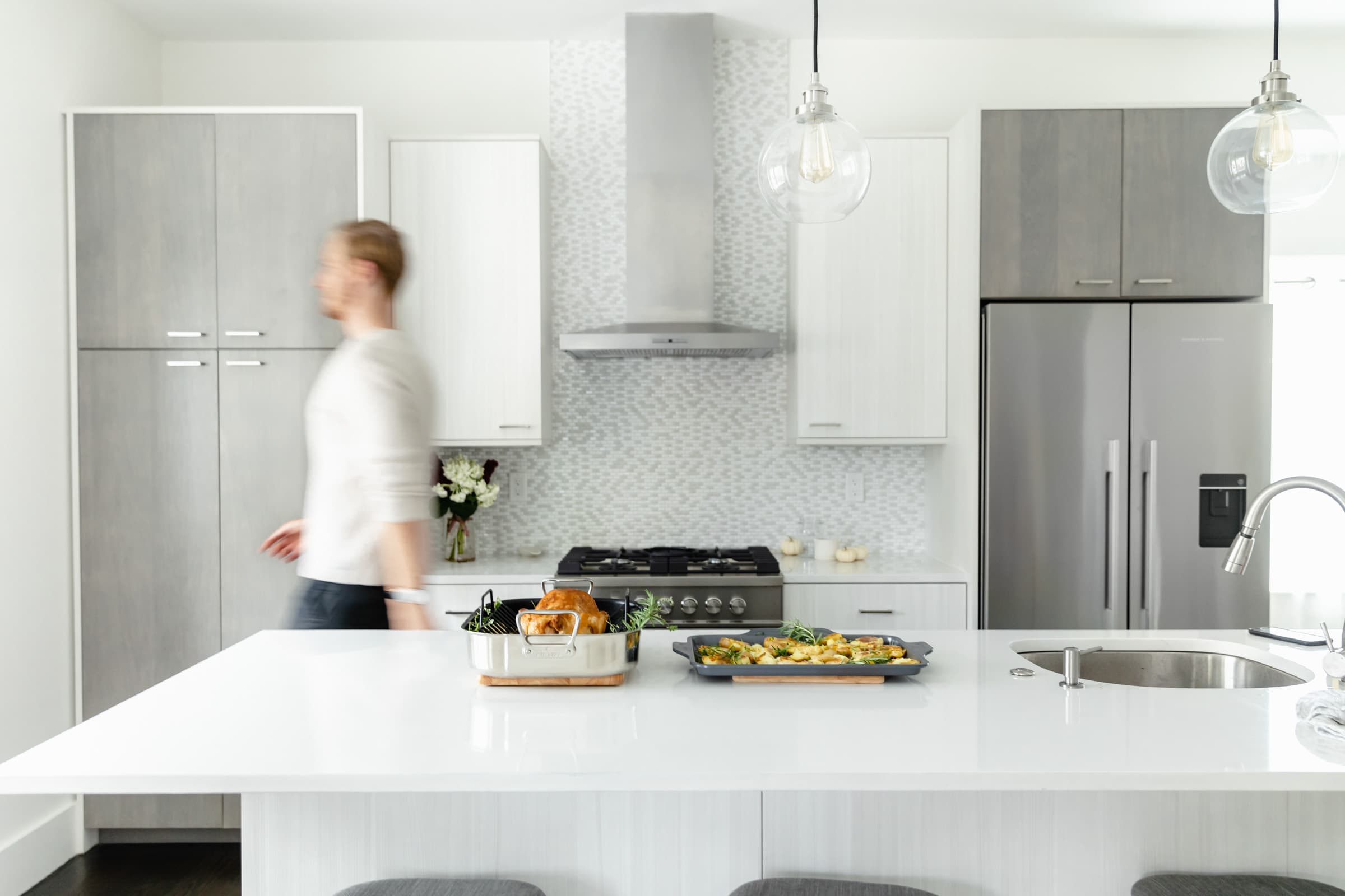 newlywed's guide to holiday entertaining