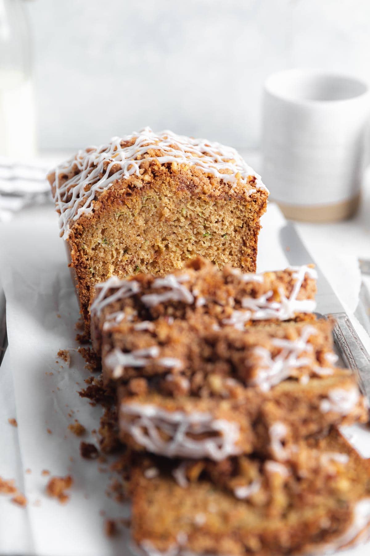 zucchini bread with streusel
