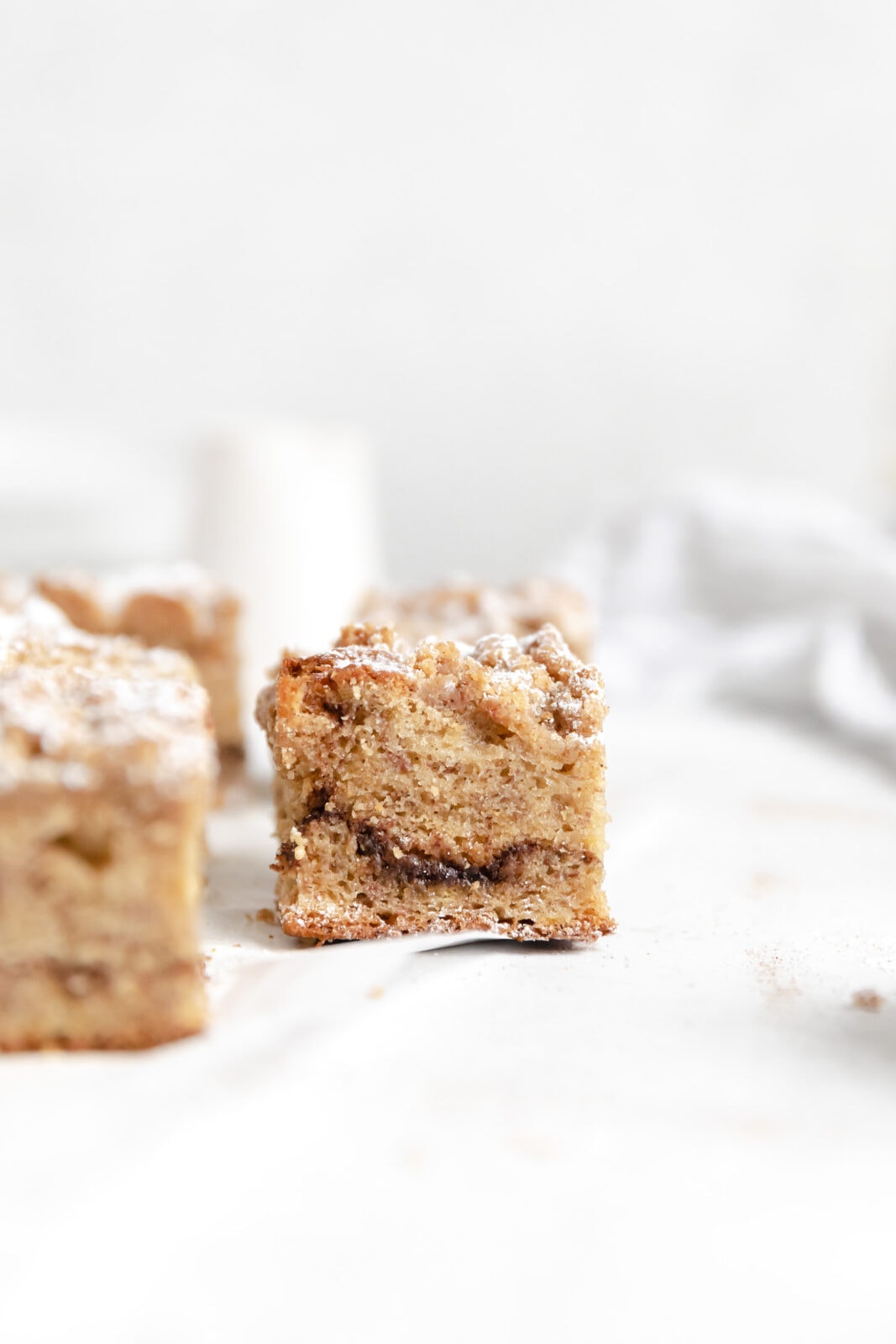 banana coffee cake with crumb topping