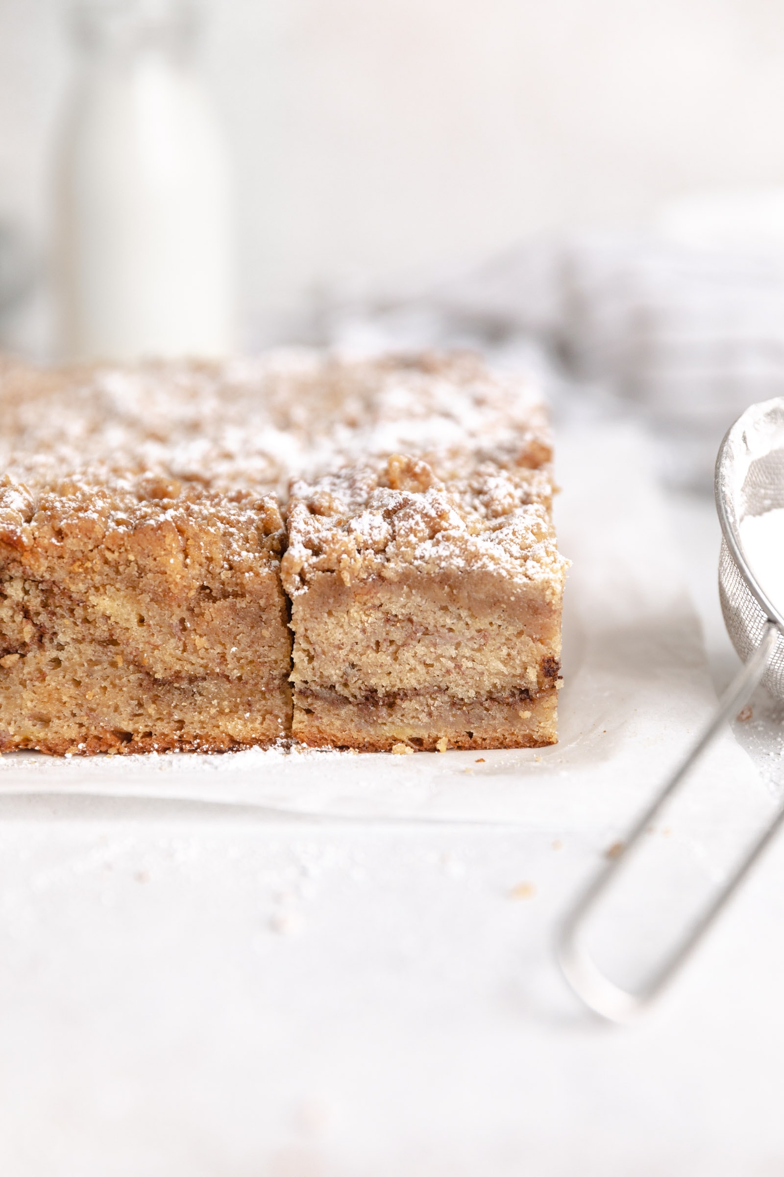 banana bread coffee cake with streusel