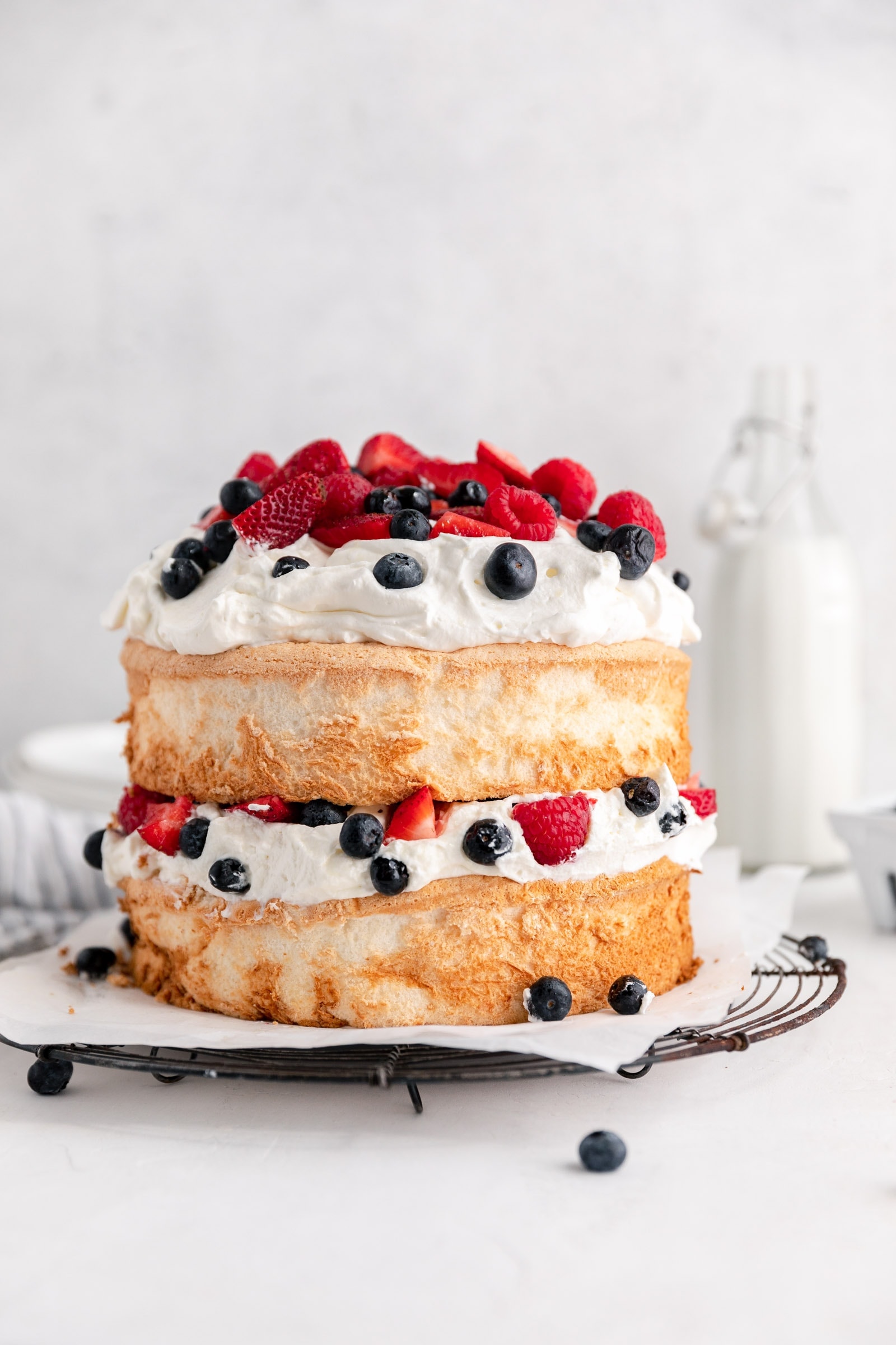 easy berry angel food cake