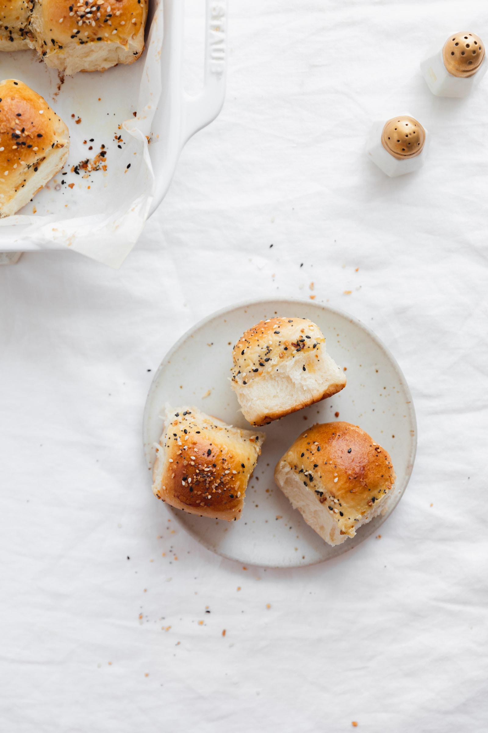 easy parker house dinner rolls