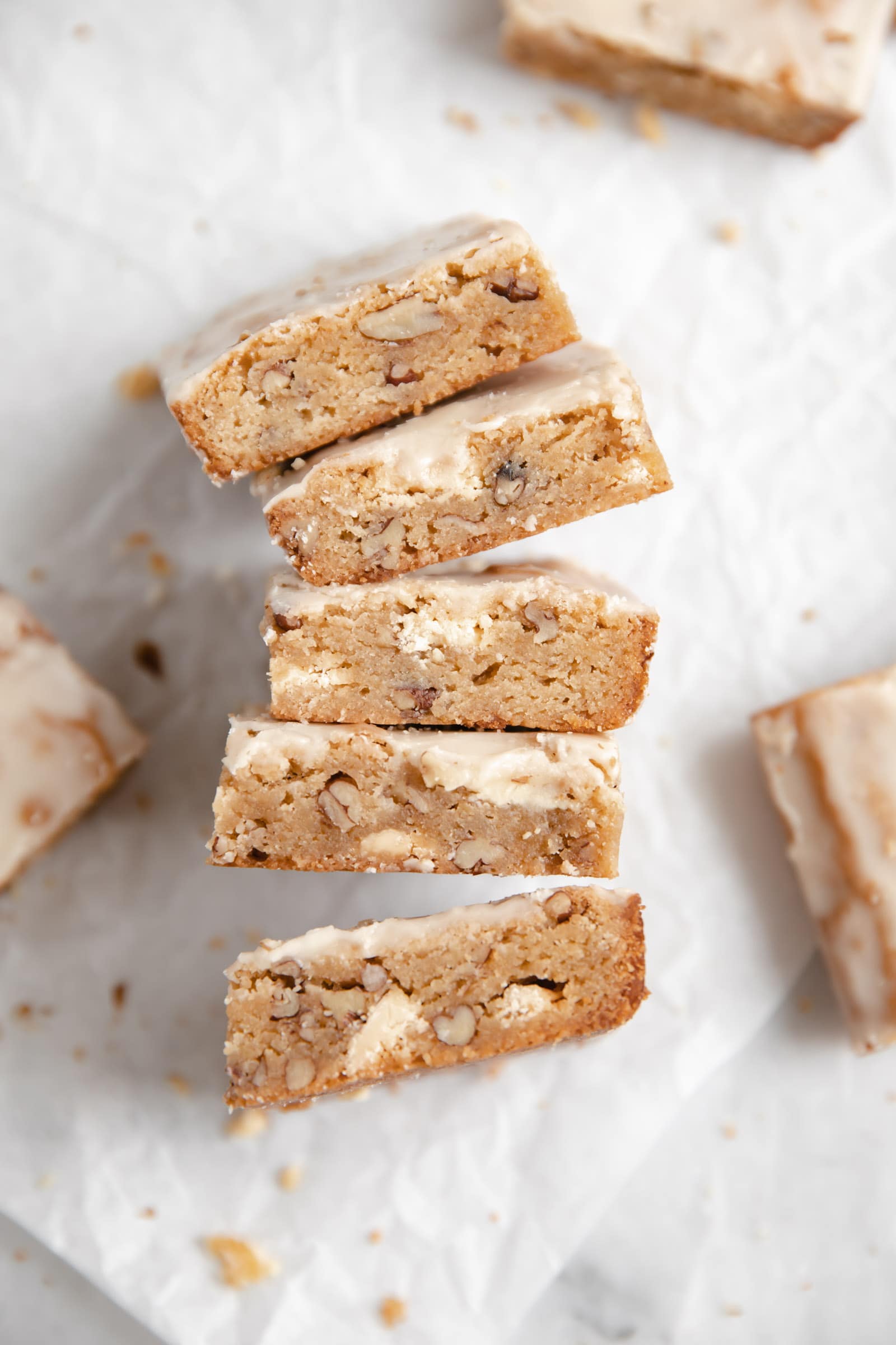 white chocolate blondies with maple glaze