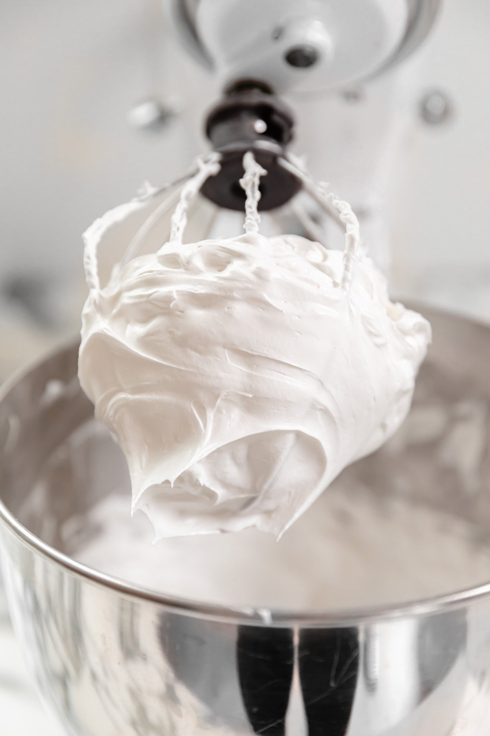 french macarons whipped egg whites