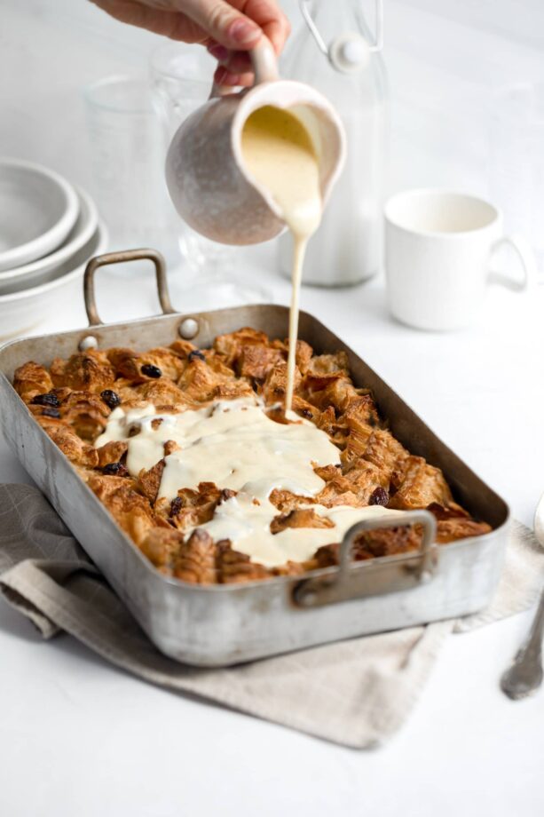 rum raisin bread pudding