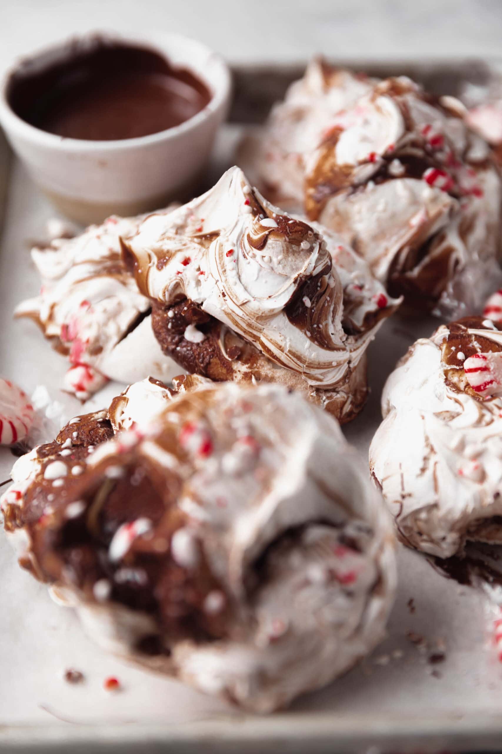 chocolate peppermint meringues