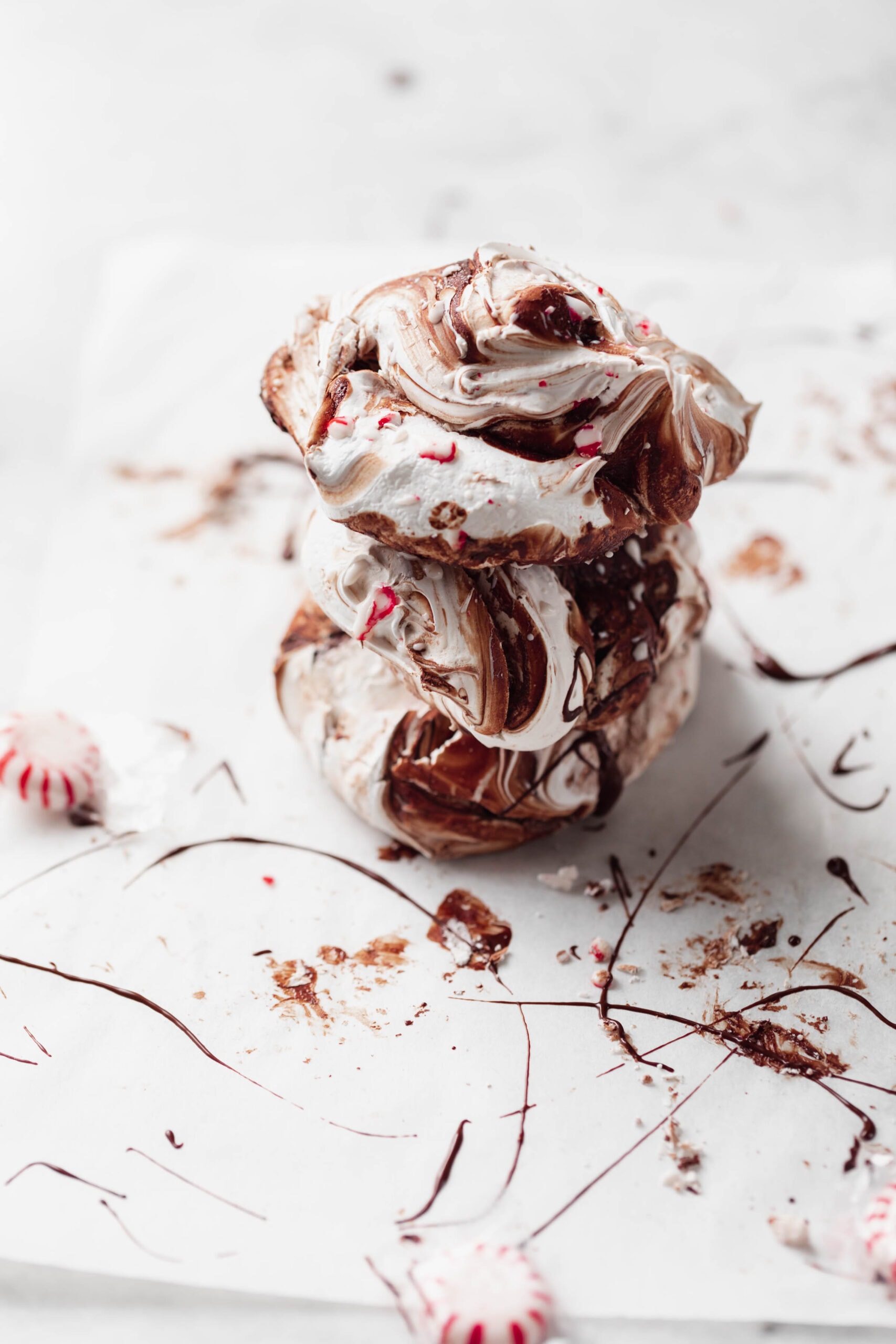 chocolate peppermint meringues