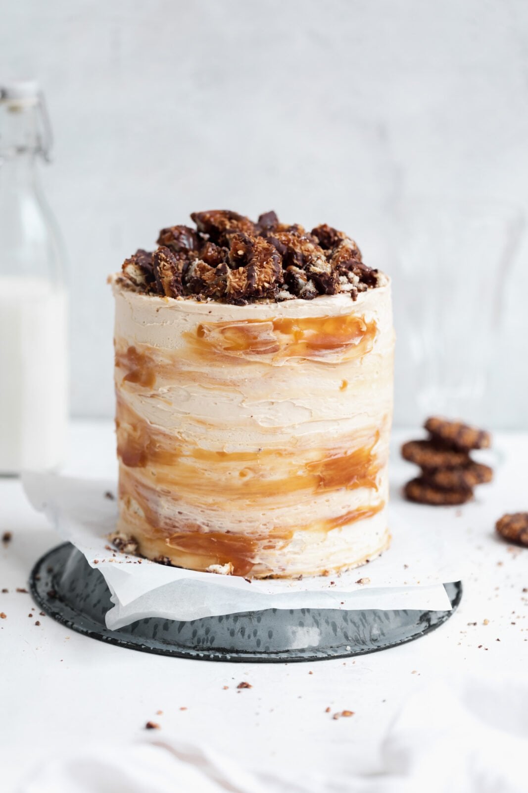 samoa cake caramel buttercream