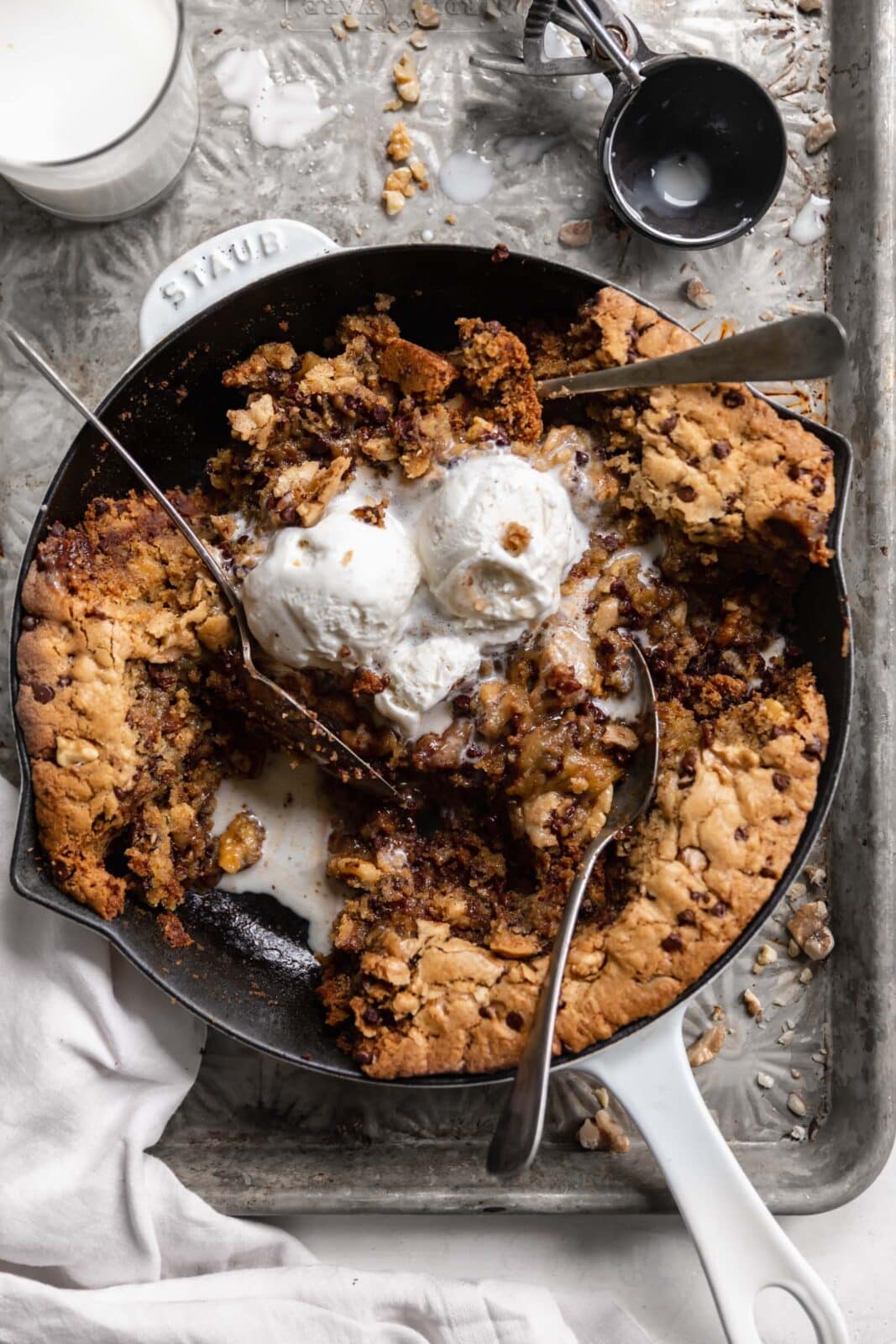 chocolate chip skillet cookie with vanilla ice cream