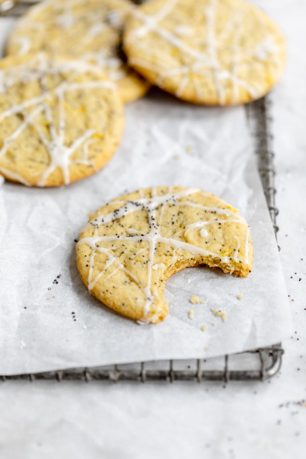 chewy lemon poppyseed cookies with lemon icing