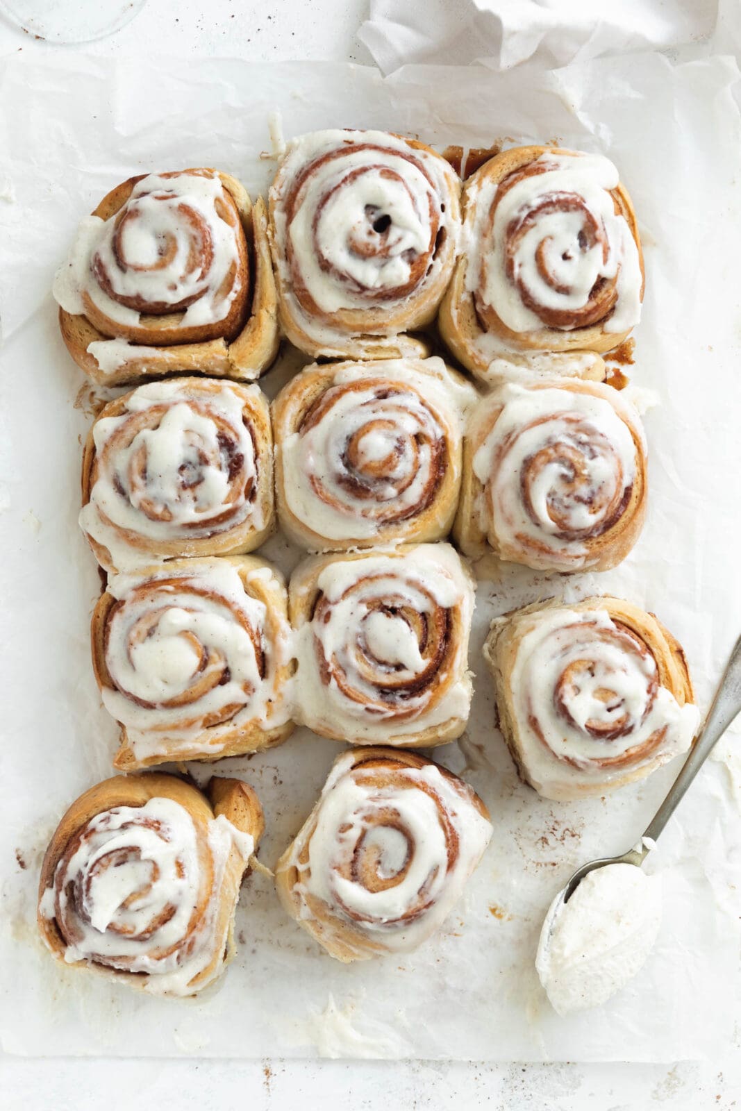eggnog cinnamon rolls