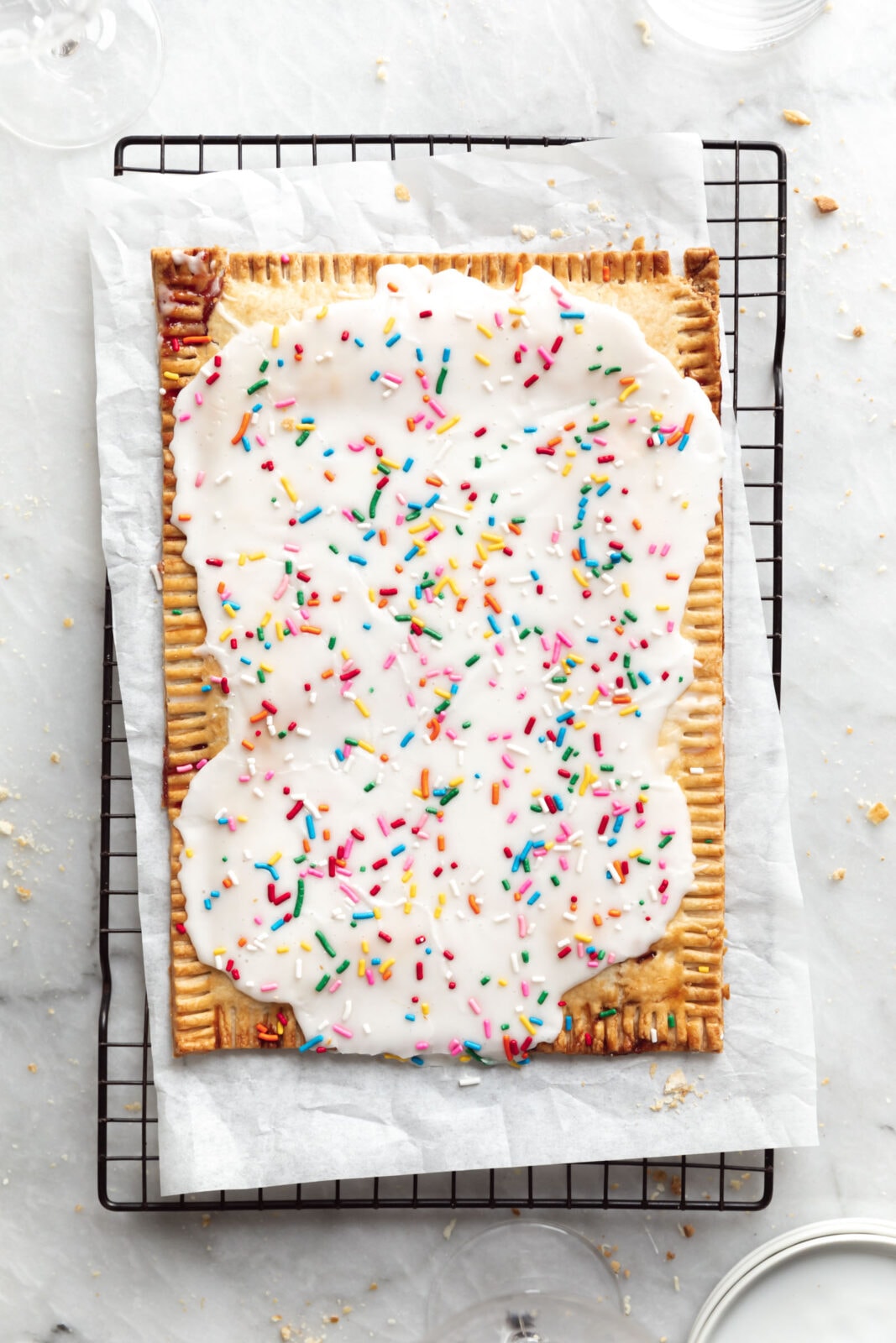 giant pop strawberry pop tart