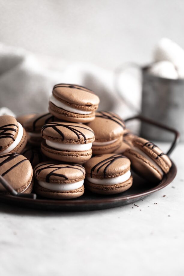 hot chocolate macarons