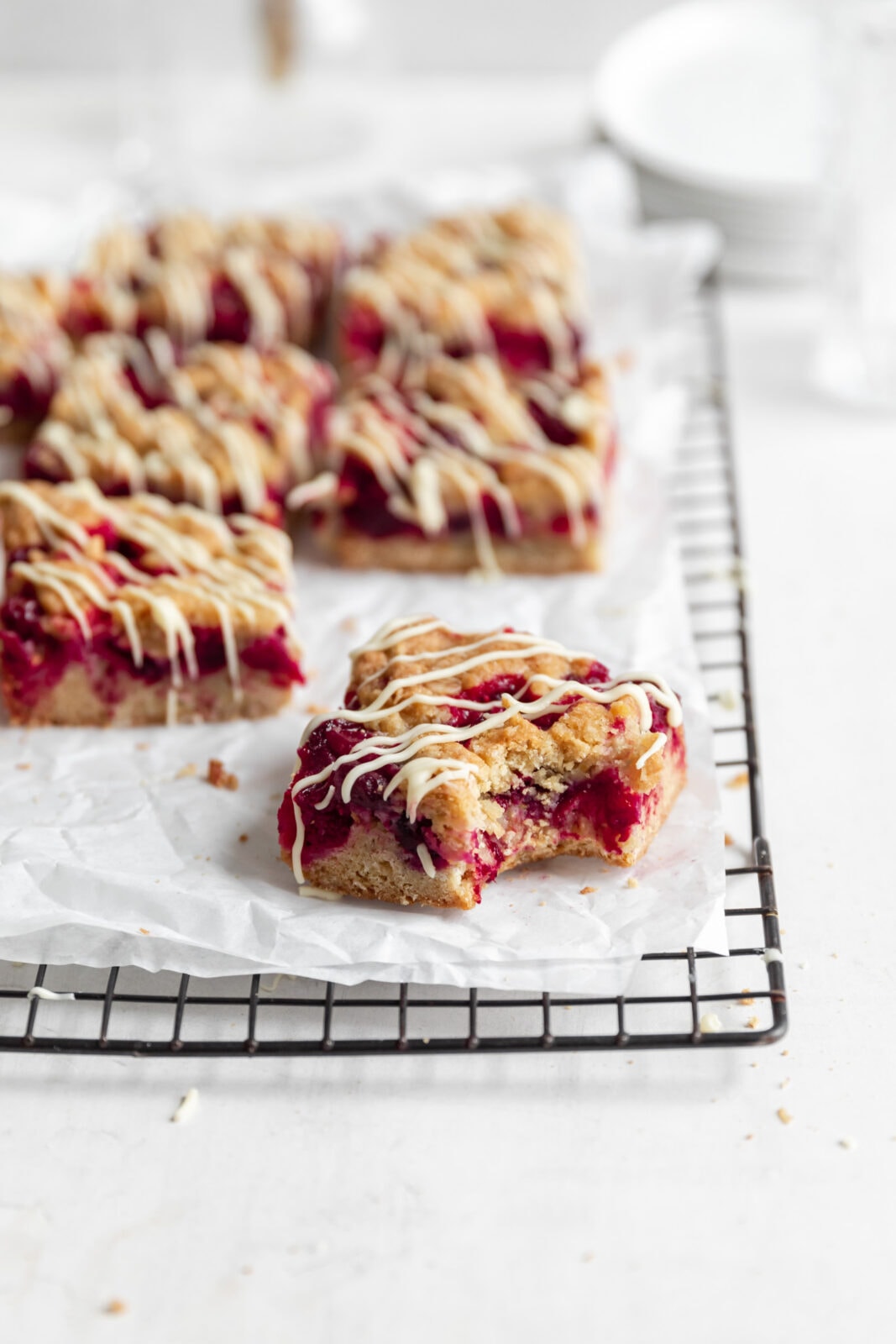 white chocolate cranberry crumb bars