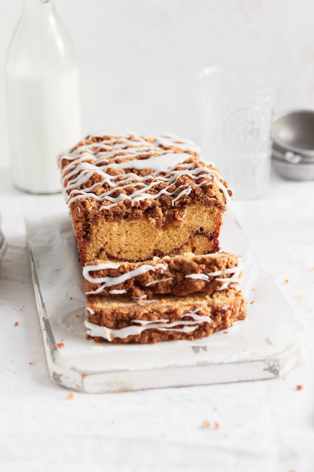 cinnamon streusel bread with vanilla glaze