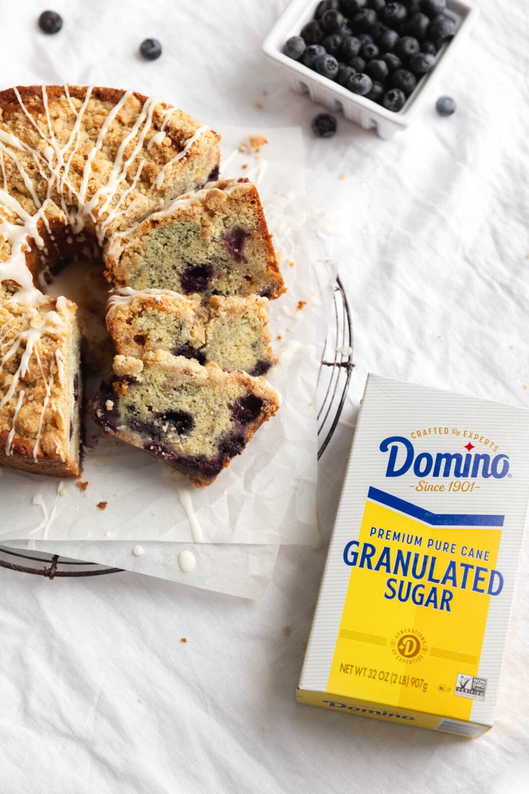 white chocolate blueberry coffee cake