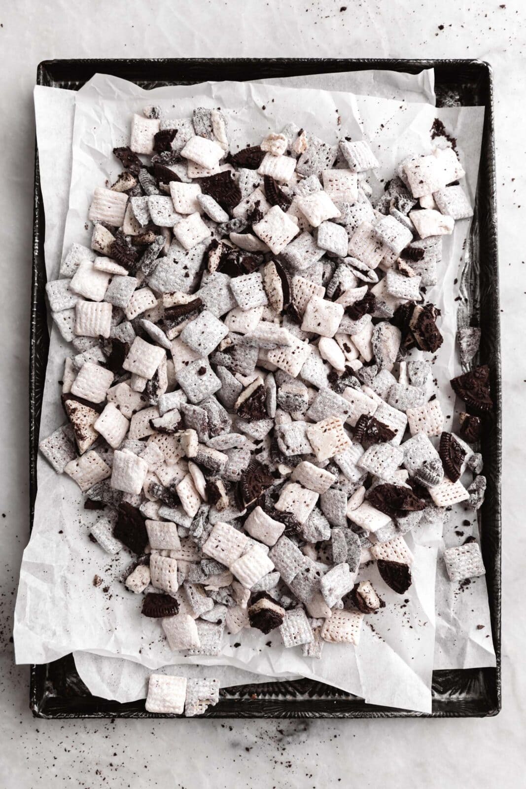 cookies and cream muddy buddies