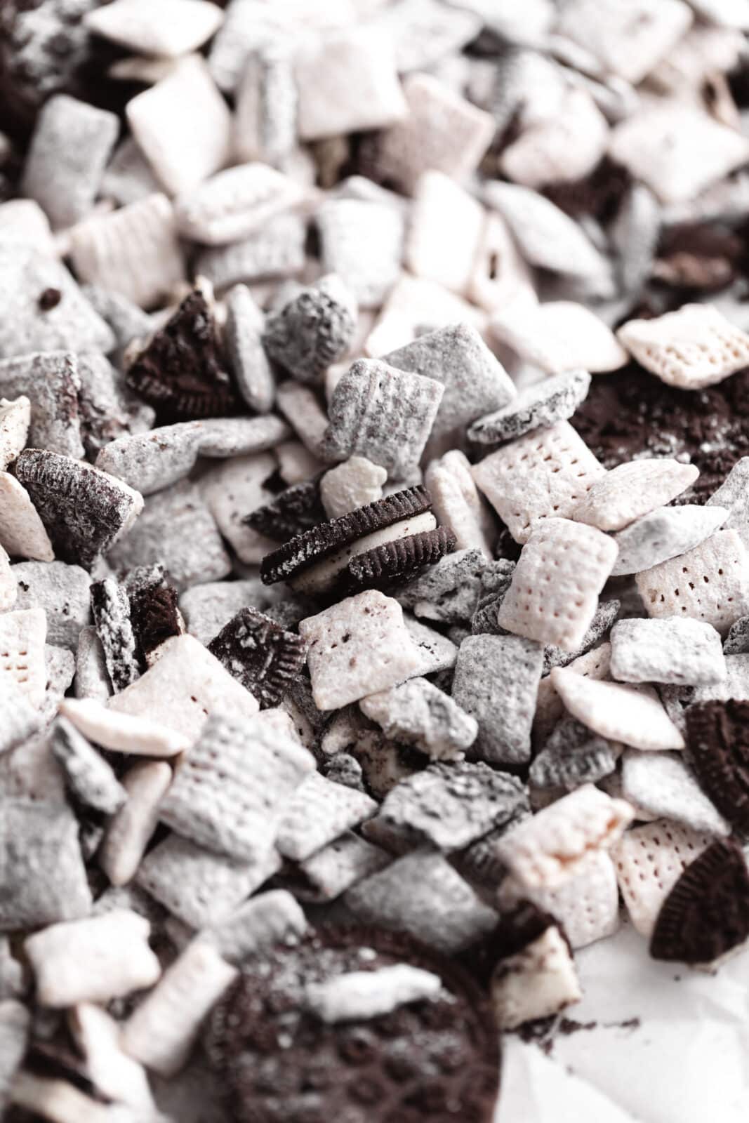 cookies and cream muddy buddies