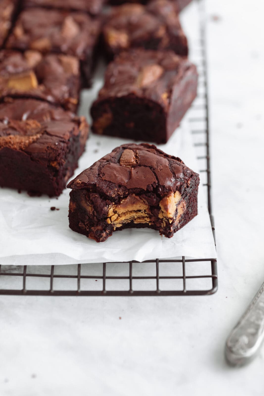 reese's peanut butter cup brownies