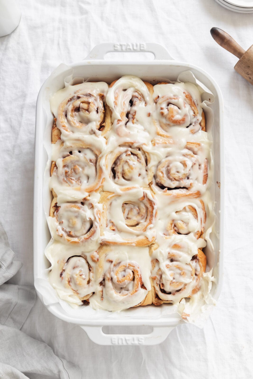 apple cinnamon rolls with cream cheese frosting