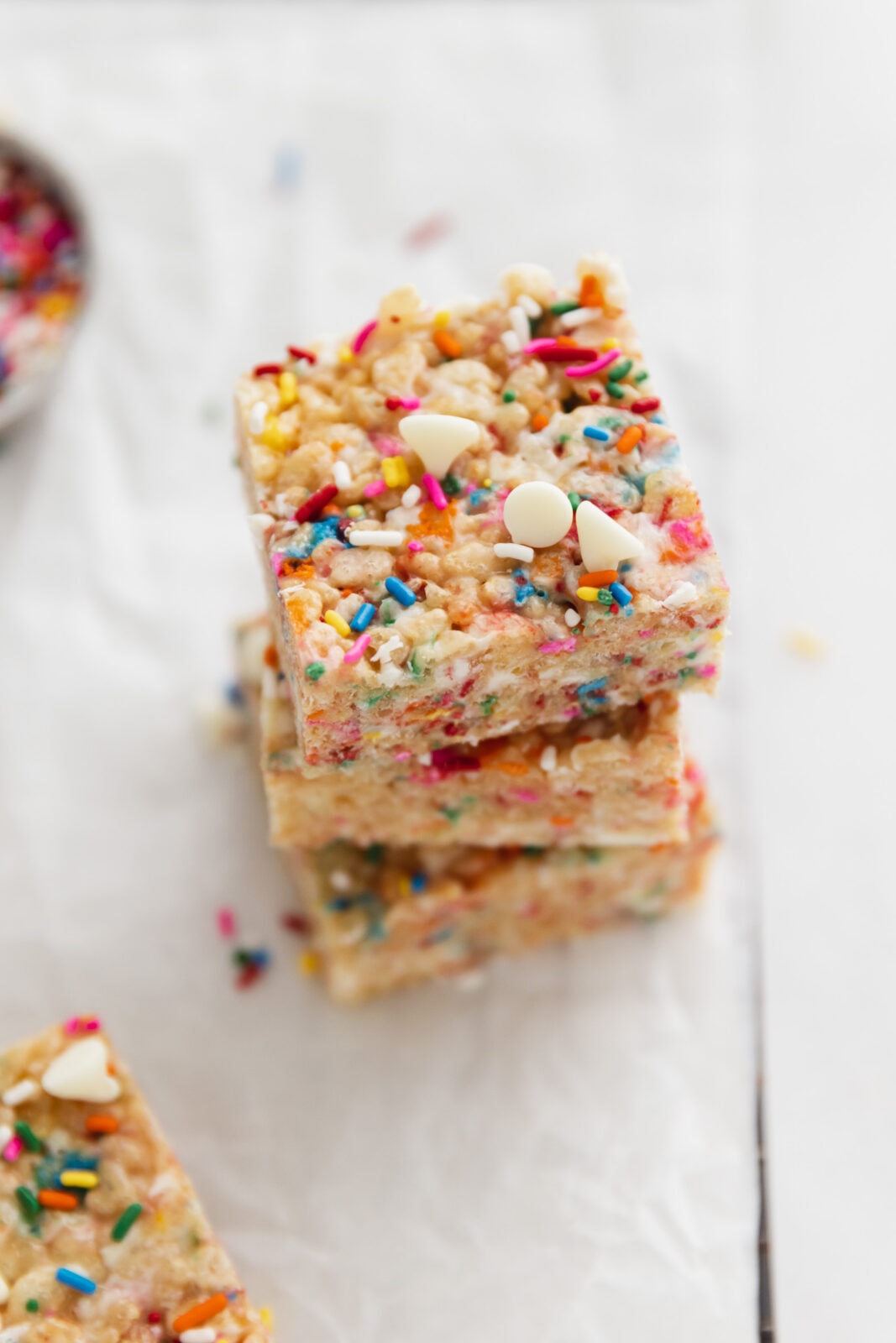 white chocolate funfetti rice krispie treats