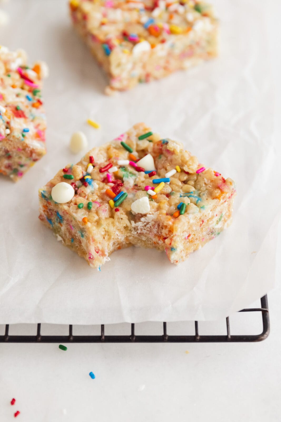 white chocolate funfetti rice krispie treats