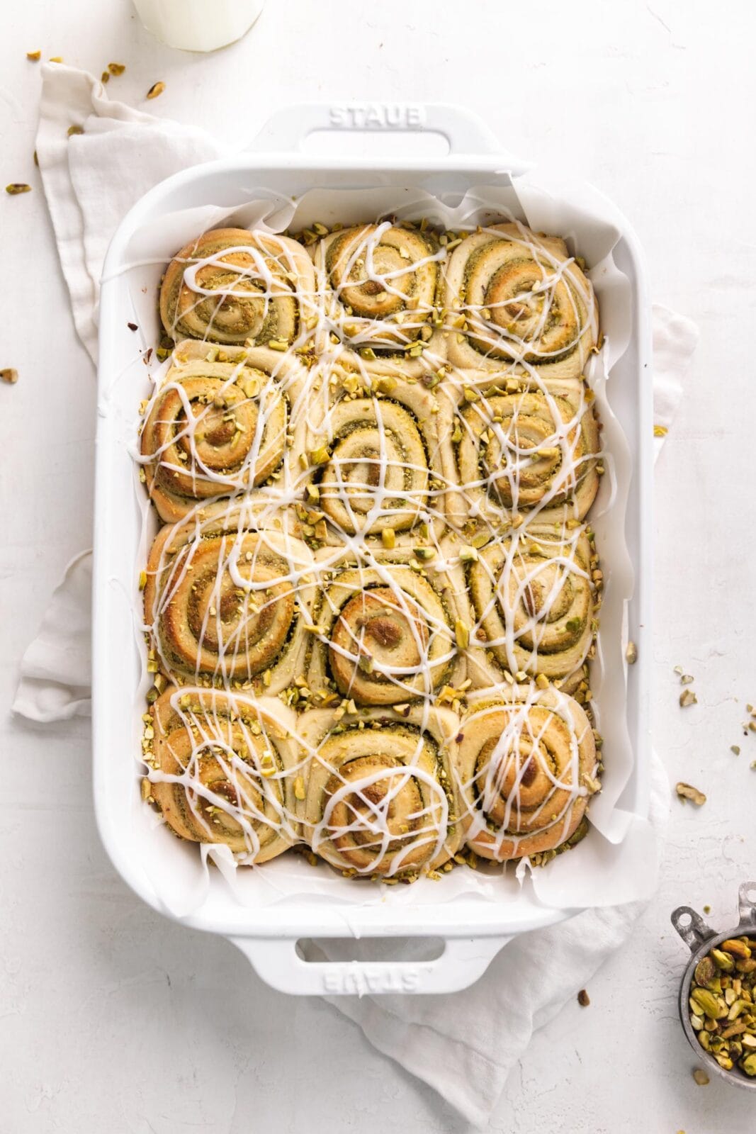 pistachio sweet rolls