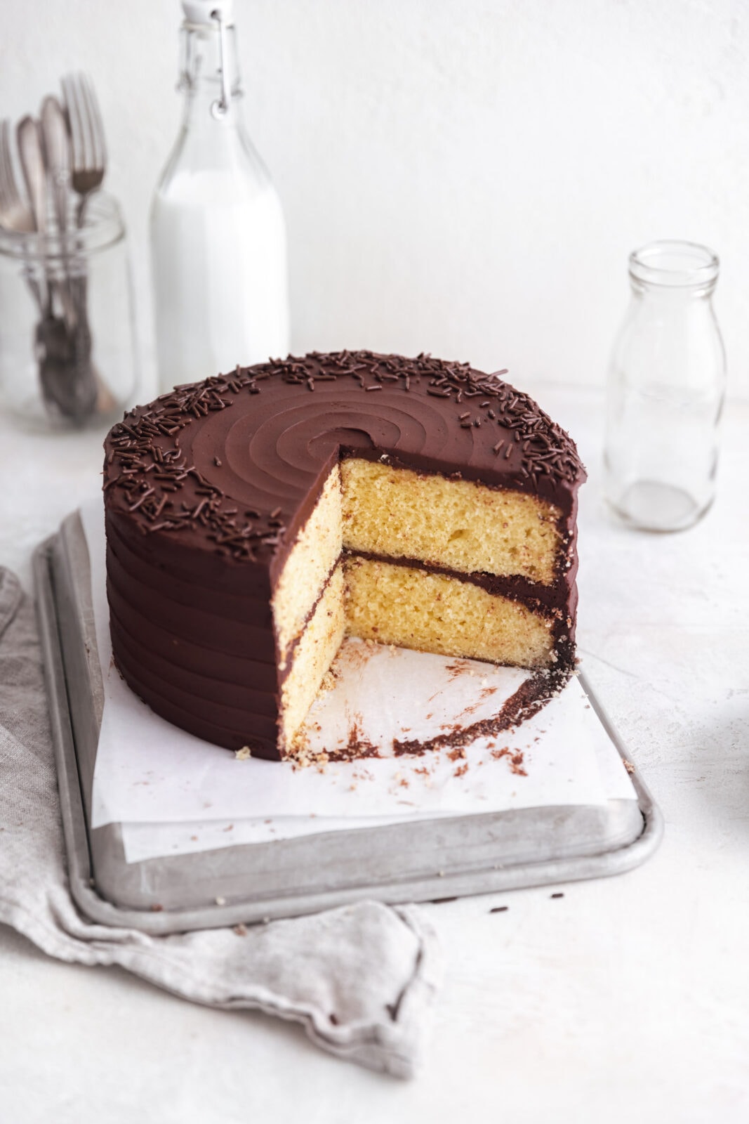yellow cake with chocolate frosting