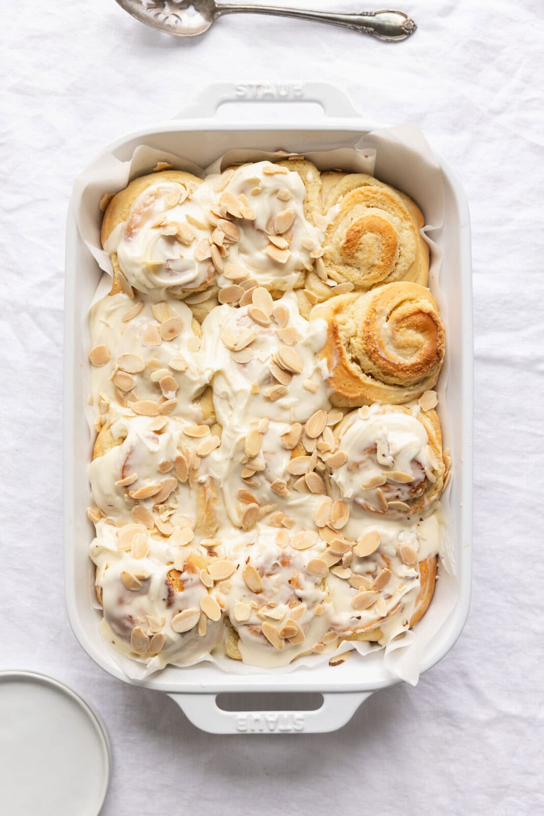 almond croissant sweet rolls