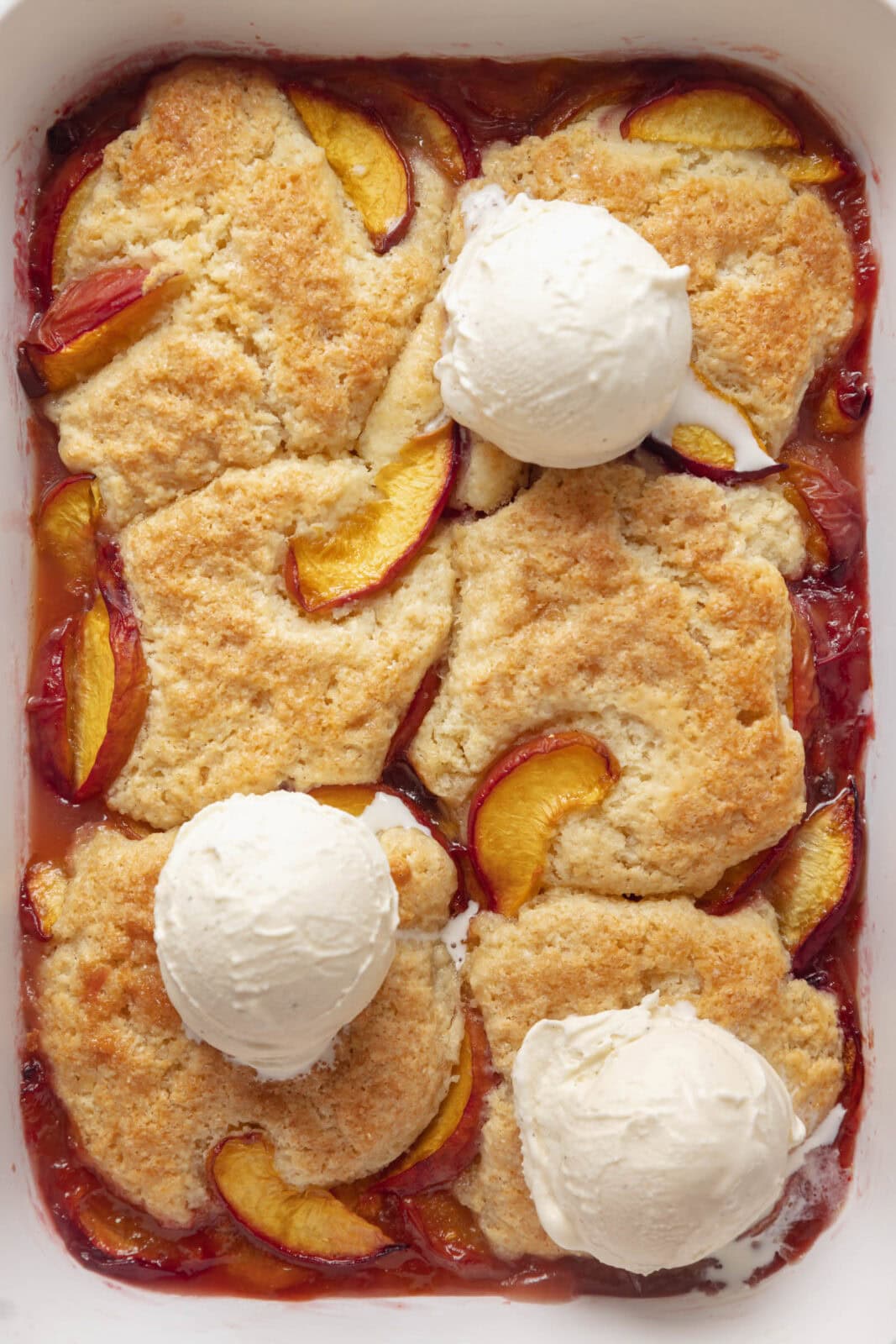 easy peach cobbler with fresh peaches
