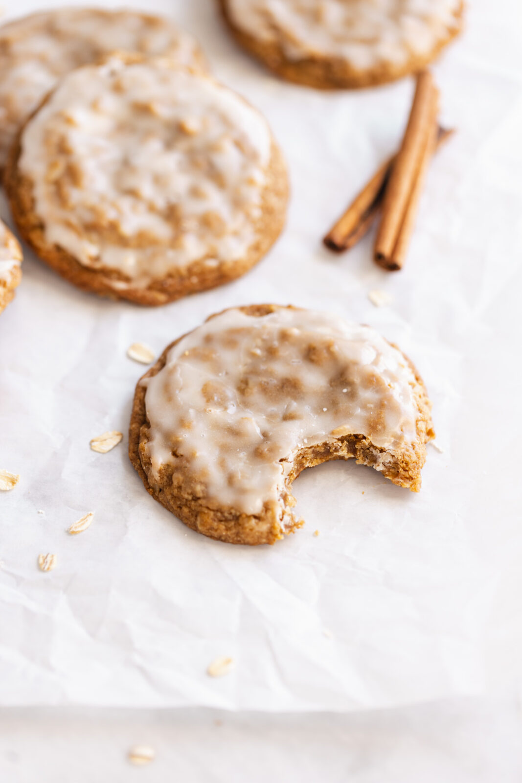 gingerbread iced oatmeal cookies