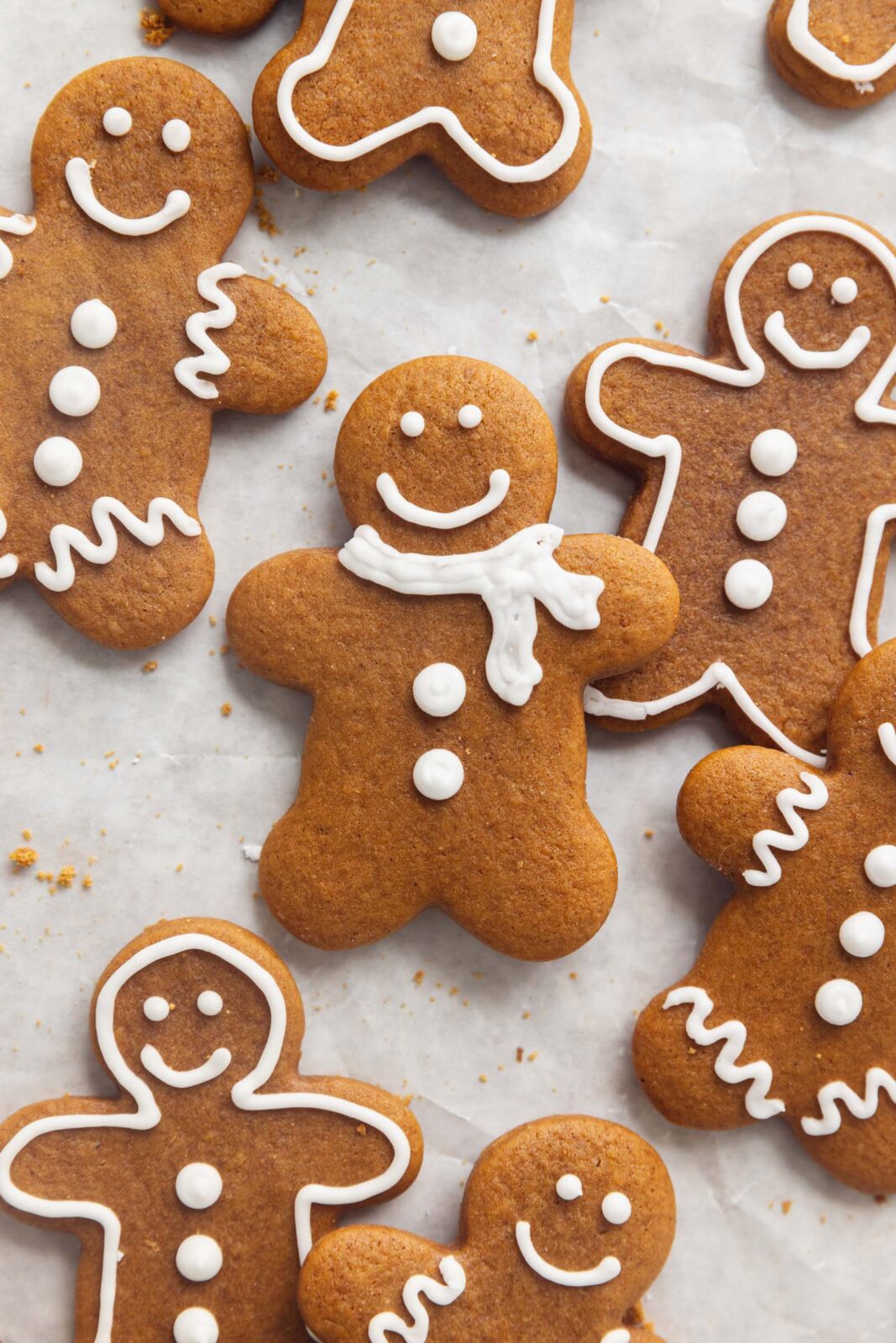soft and chewy gingerbread cookies