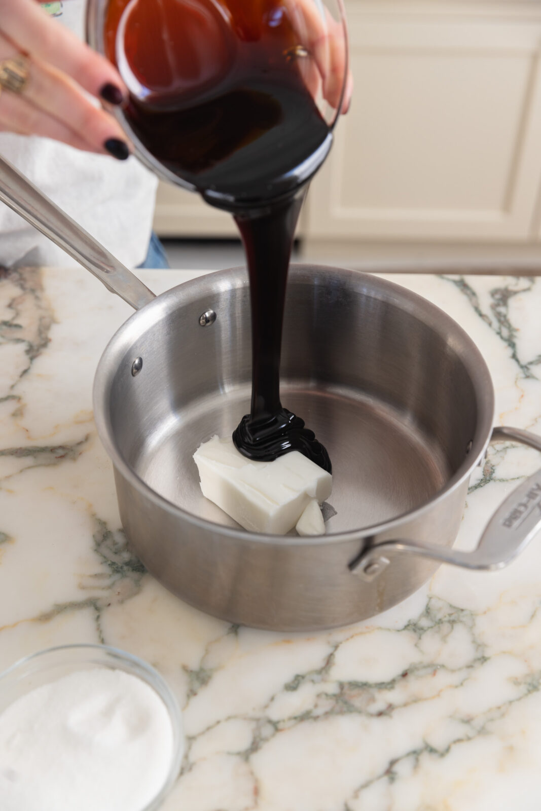 combine the shortening, sugar and molasses for soft and chewy gingerbread men