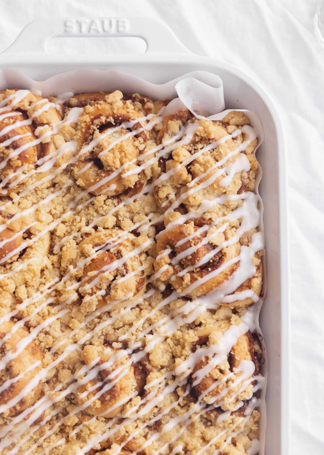 coffee cake cinnamon rolls in a pan